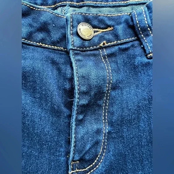 Michael Kors | woman’s denim Capri/cropped pants. Size: 8. - Picture 8 of 14